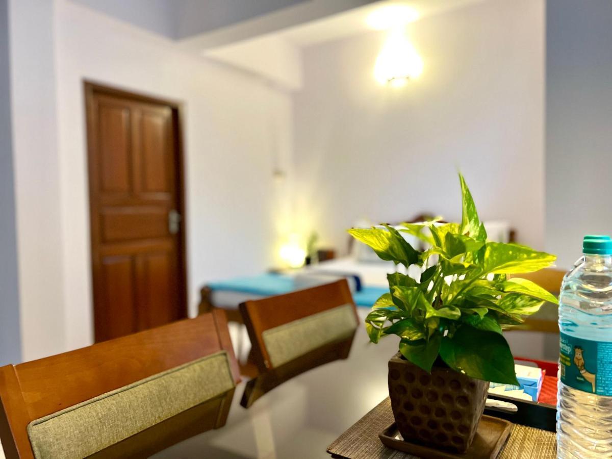 Villa By The Beach Goa Бенаулім Екстер'єр фото